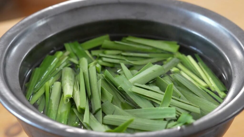 にら玉の味噌汁