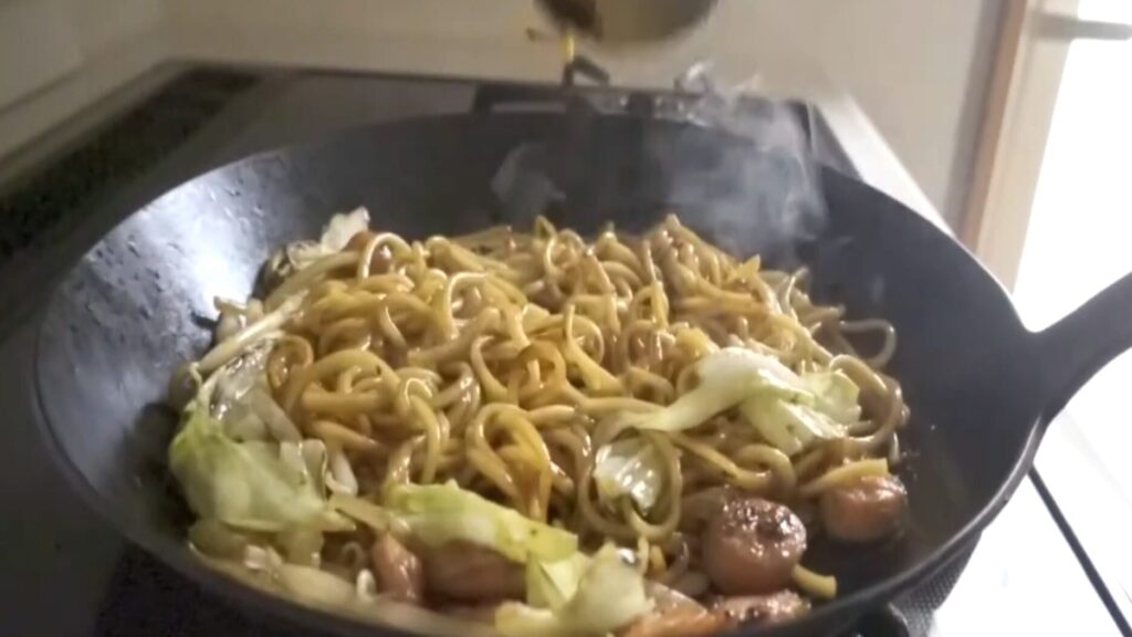 焼きそばトースト