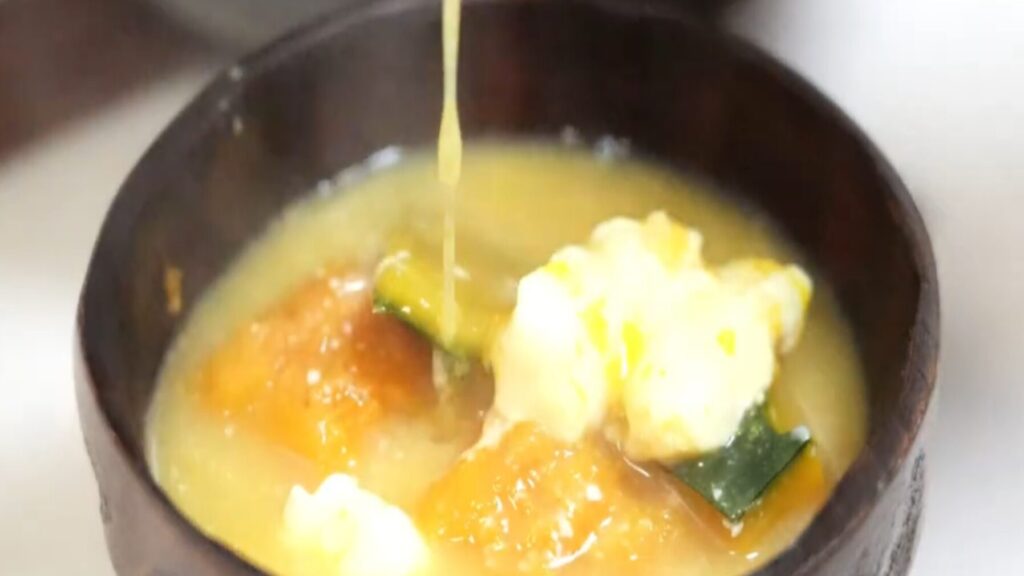 かぼちゃとチーズの味噌汁
