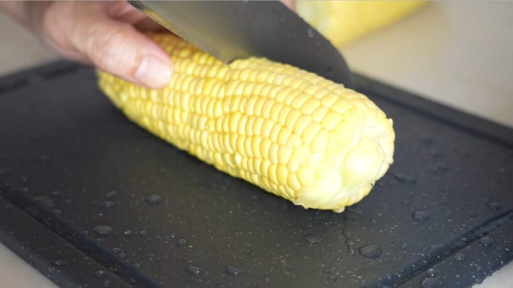 コーンスープとトースト