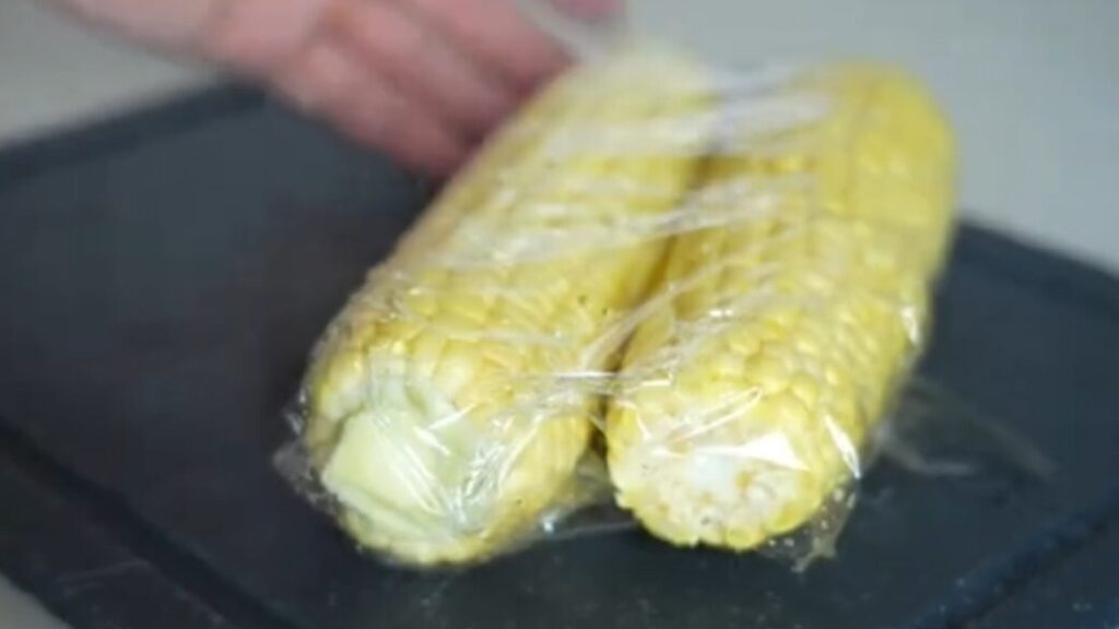 焼きとうもろこし