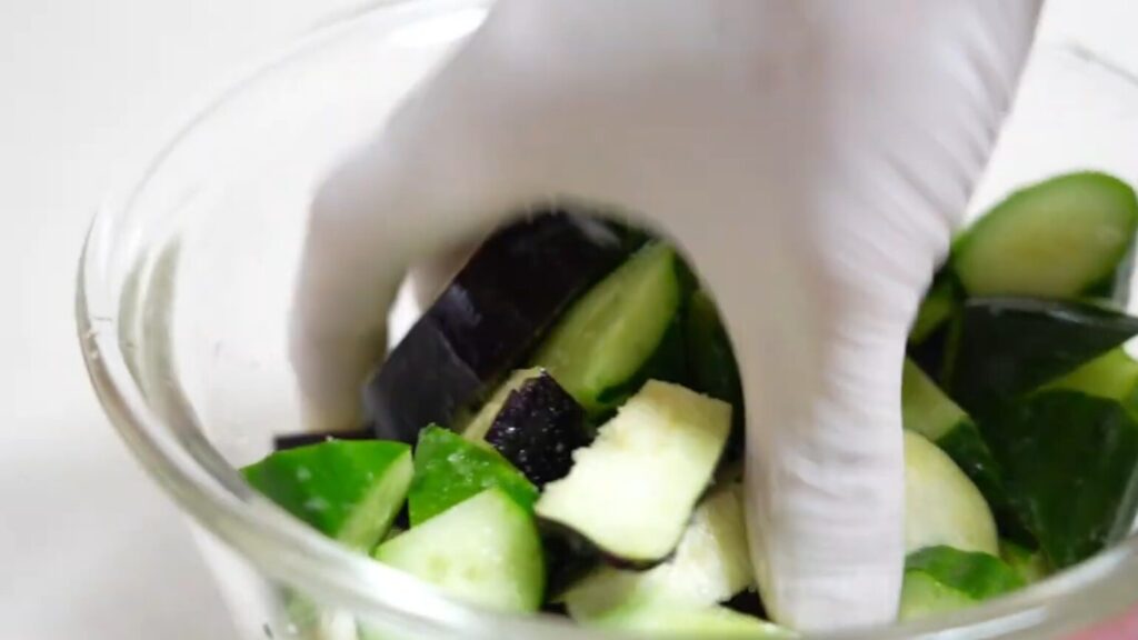 きゅうりとナスの漬物